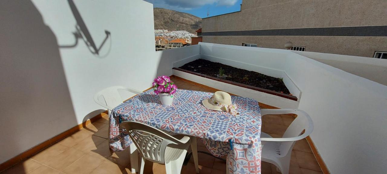 Los Cristianos Apartment, 1 Bedroom Wifi Free & Big Terrace ภายนอก รูปภาพ