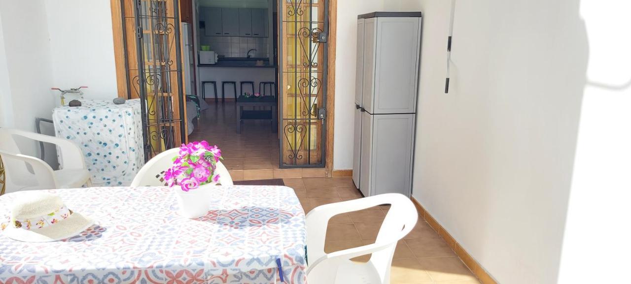 Los Cristianos Apartment, 1 Bedroom Wifi Free & Big Terrace ภายนอก รูปภาพ